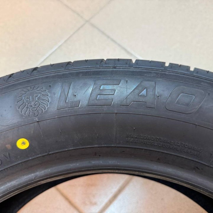 Leao Nova-Force HP100 235/55 R17 99V