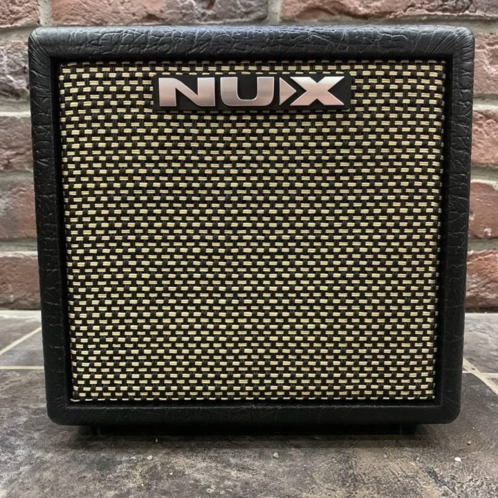 Портативный Цифровой Комбик NUX Mark 2 (Mic)