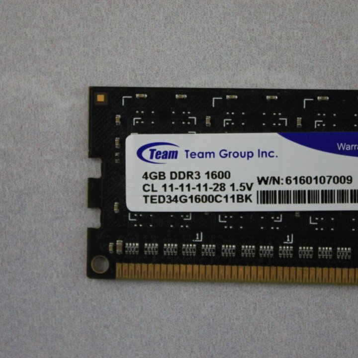 Оперативная память DDR3 4 GB 1600 MHz Team Group