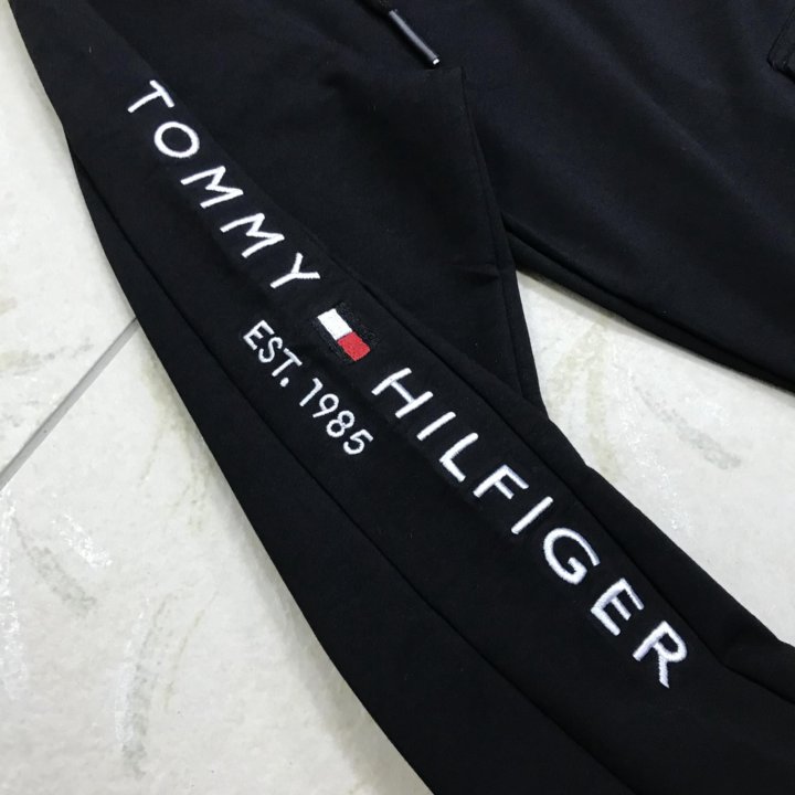 Худи мужское Tommy Hilfiger