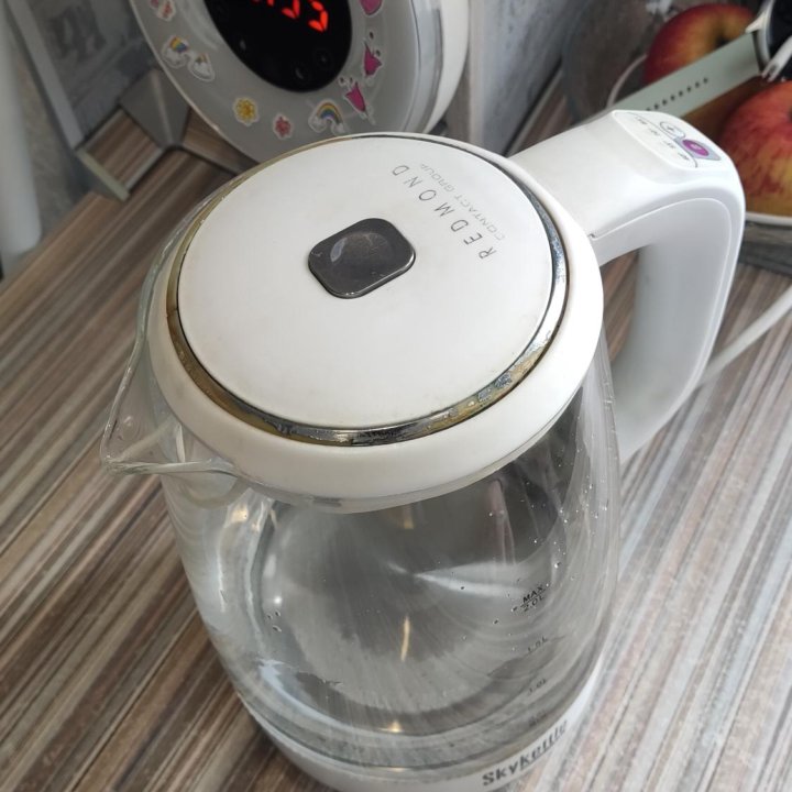 Чайник Redmond SkyKettle RK-G201S