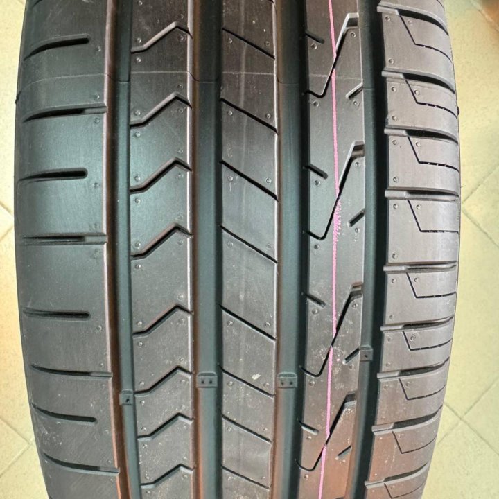 Hankook Ventus Prime3 K125A 235/65 R17 108V