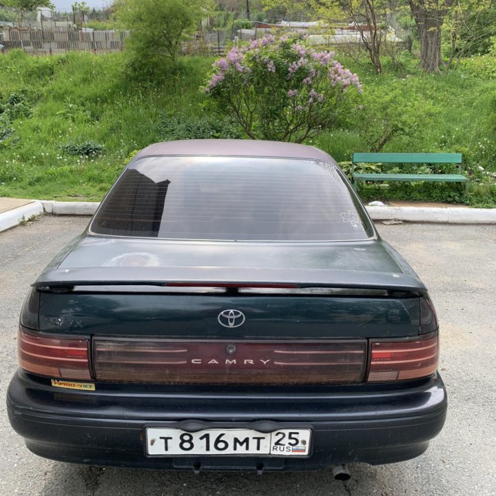 Toyota Camry, 1992