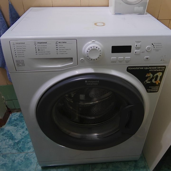 Стиральная машина Hotpoint ARISTON