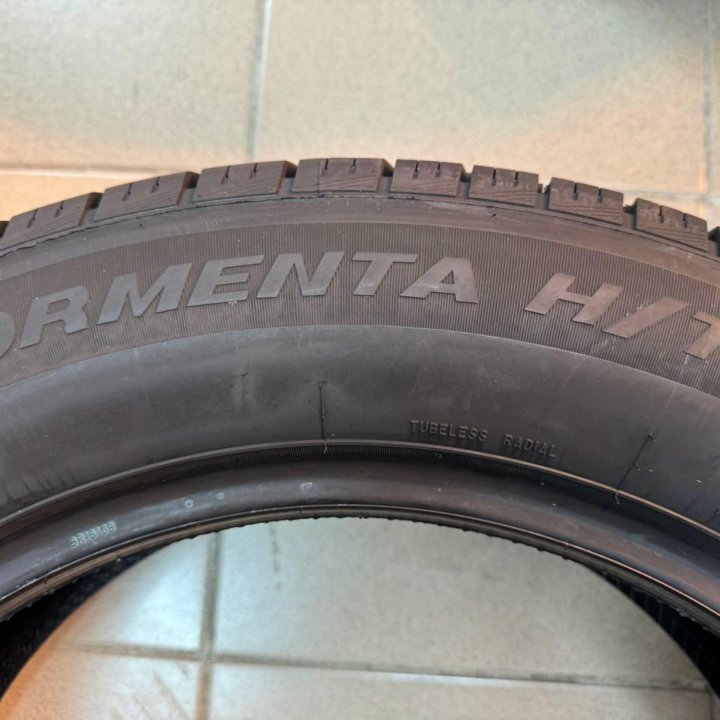 Fortune Tormenta H/T FSR305 235/60 R18 107V