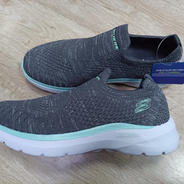 Кроссовки женские Skechers