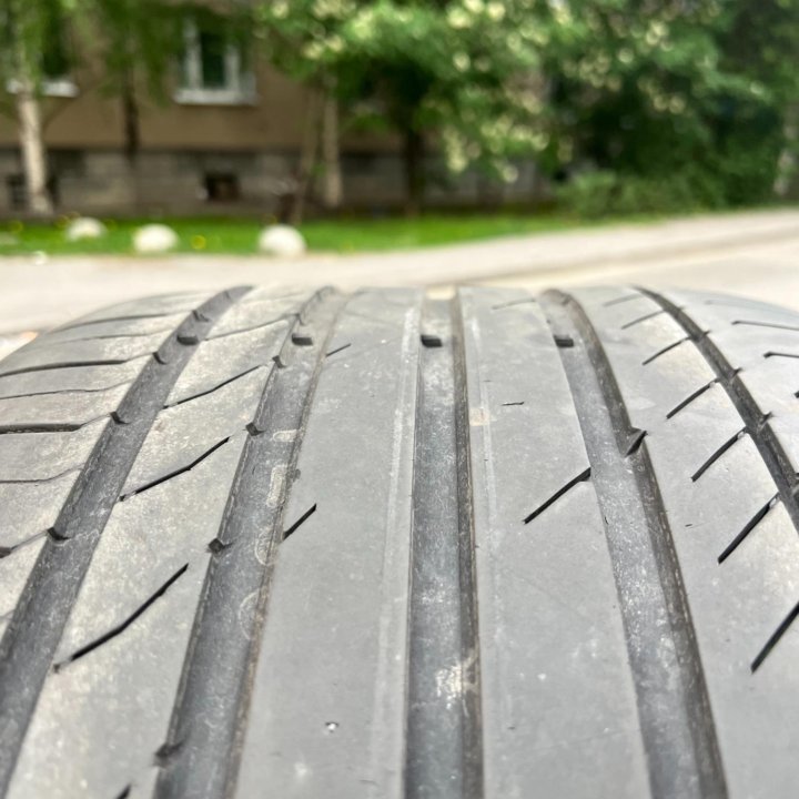 Continental SportContact 5 315/35 R20 и 275/40 R20