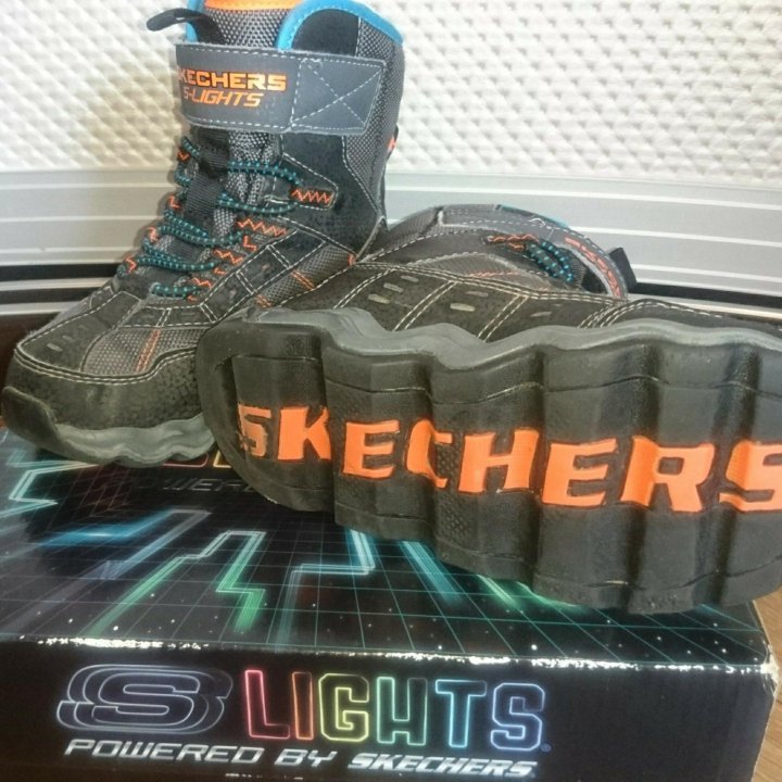 Ботинки Skechers р. 28,5