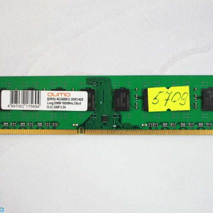 Оперативная память DDR3 4 GB 1600 MHz QUMO