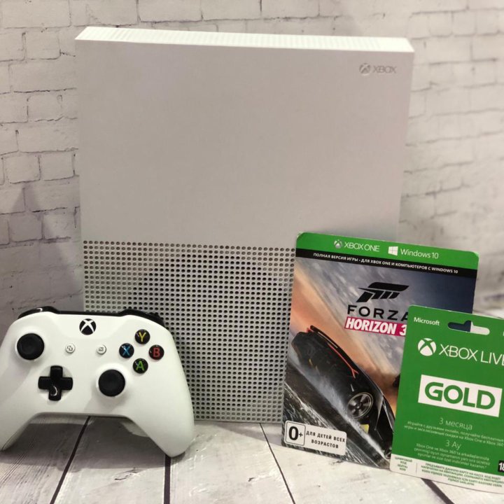 X Box One S, 1 TB,1 гейпад,игры на аккаунте