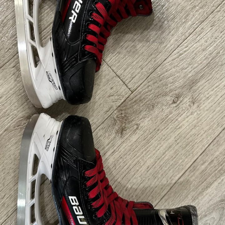 Коньки Bauer Vapor X4