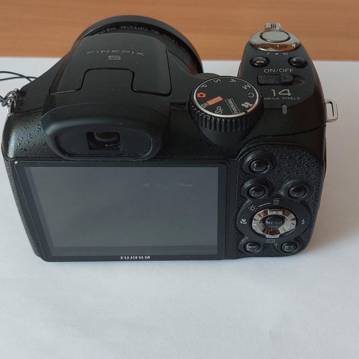 Fujifilm finepix s2950