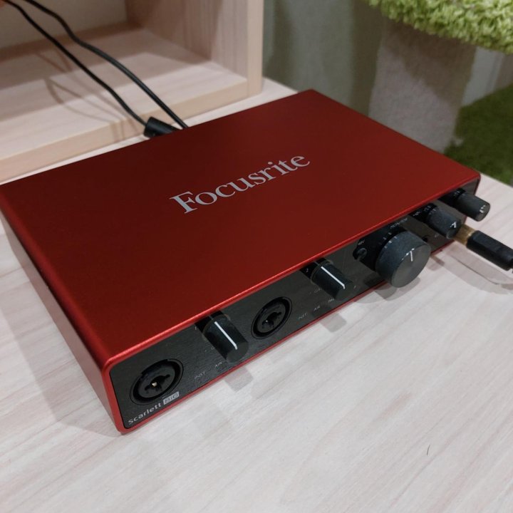 Звуковая карта Focusrite 8i6 3rd