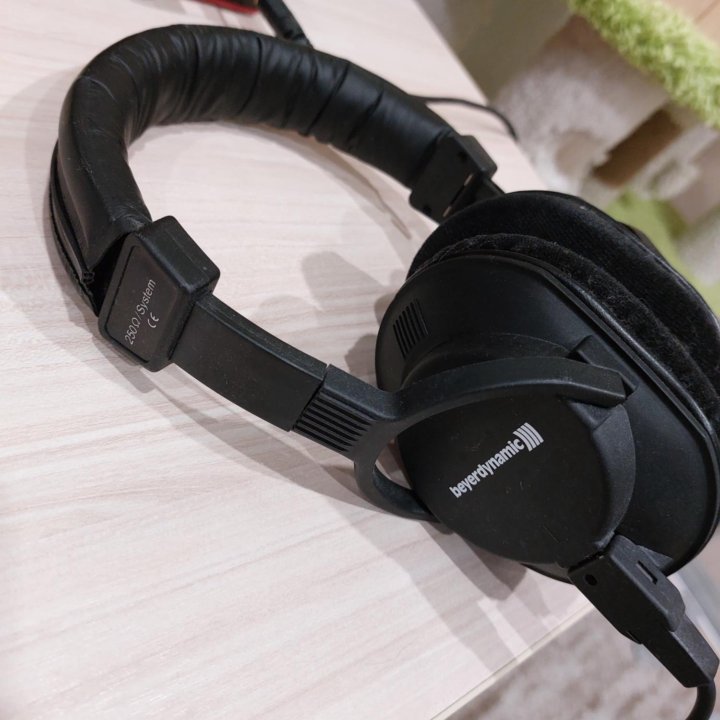 Наушники Beyerdynamic DT 250 250 Ohm