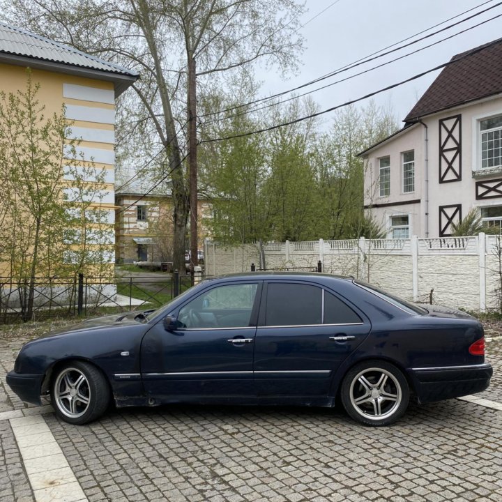 Mercedes-Benz E-Класс, 1997