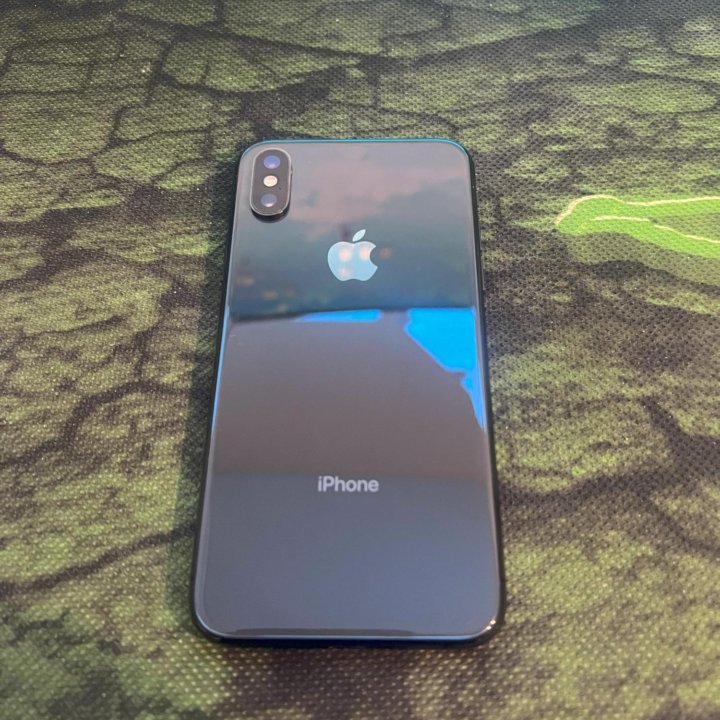 iPhone Xs (Space Grey, 64Gb)