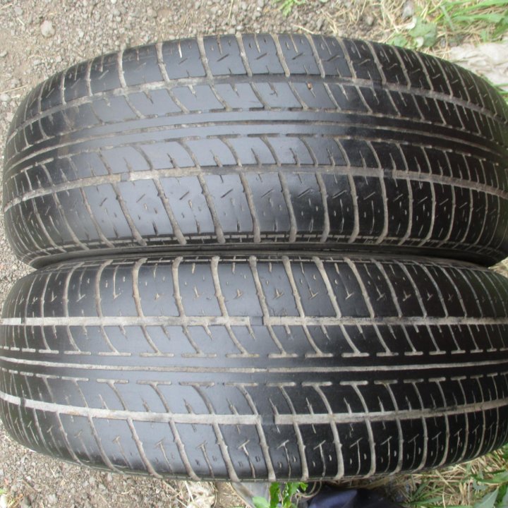 2шт 185 \ 65 R15 Nokian