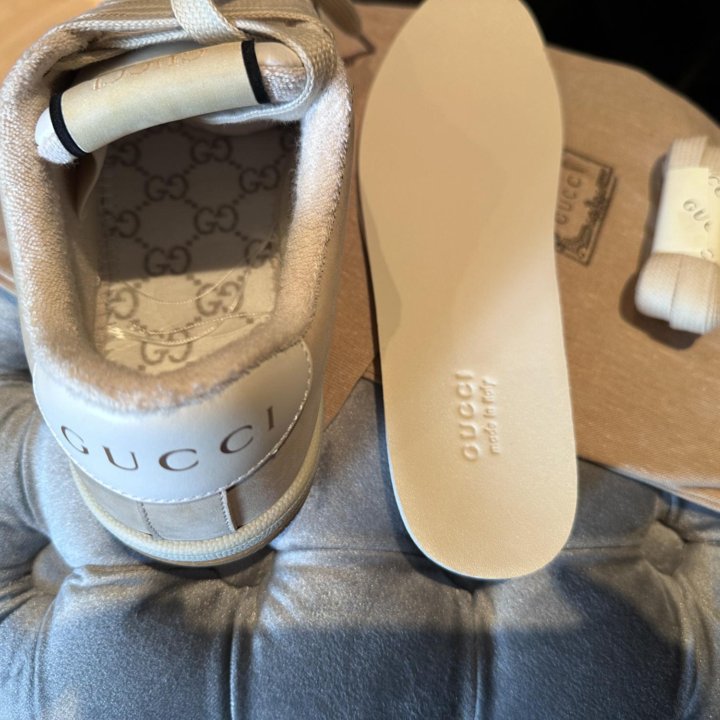 В наличии оригинал новые кроссовки Gucci Screener