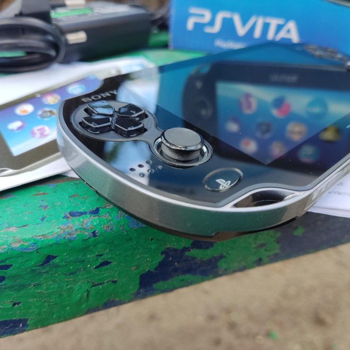 PS Vita 128Gb+игры