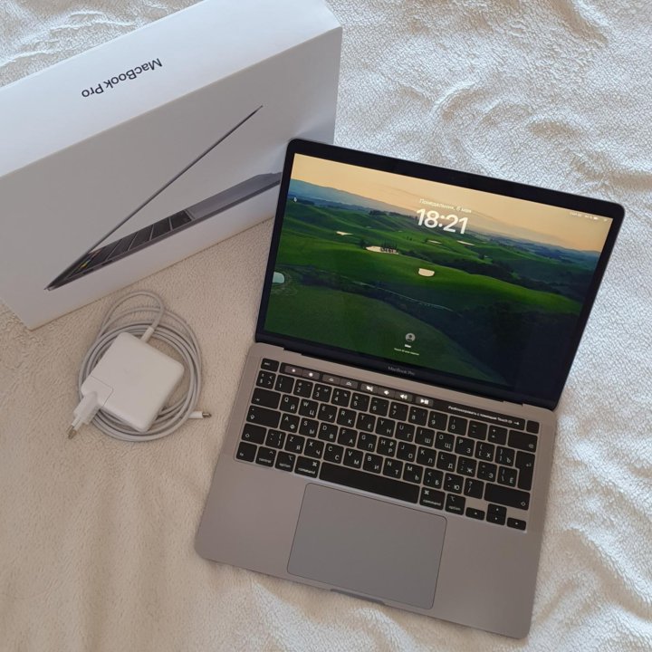 Apple MacBook Pro 13 2020 i5 8gb 512 gb