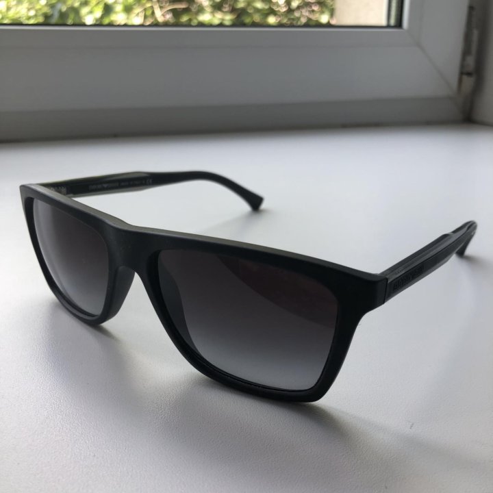 Солнцезащитные очки