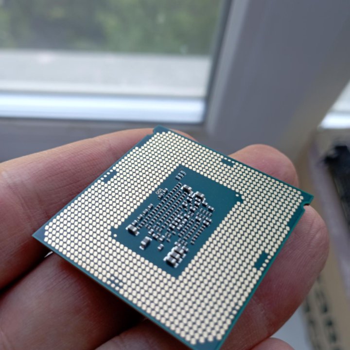 Процессор Intel Celeron G3930