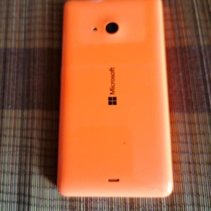 Телефон Microsoft Lumia RM - 1090.