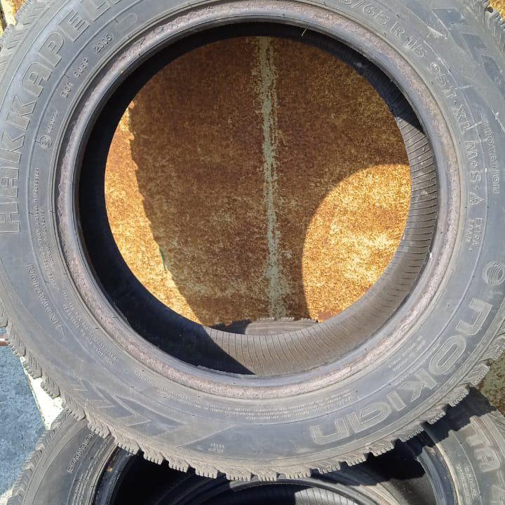 Шины 4шт. Nokian Tyres