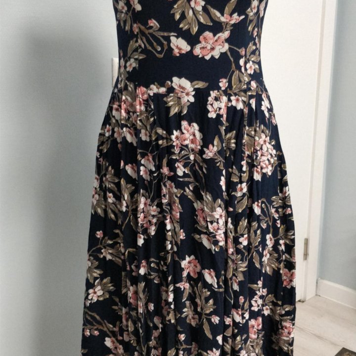 Платье летнее, 46-48