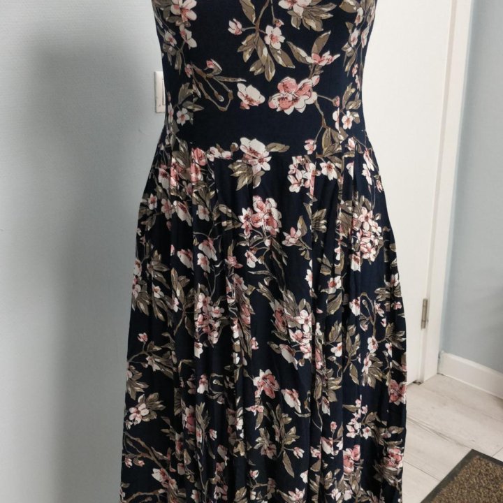 Платье летнее, 46-48