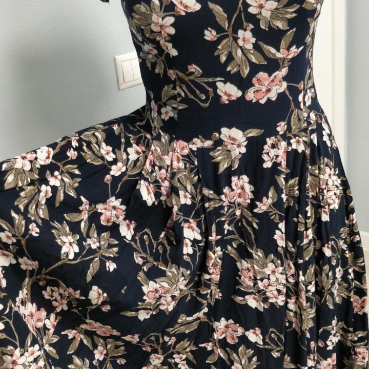 Платье летнее, 46-48