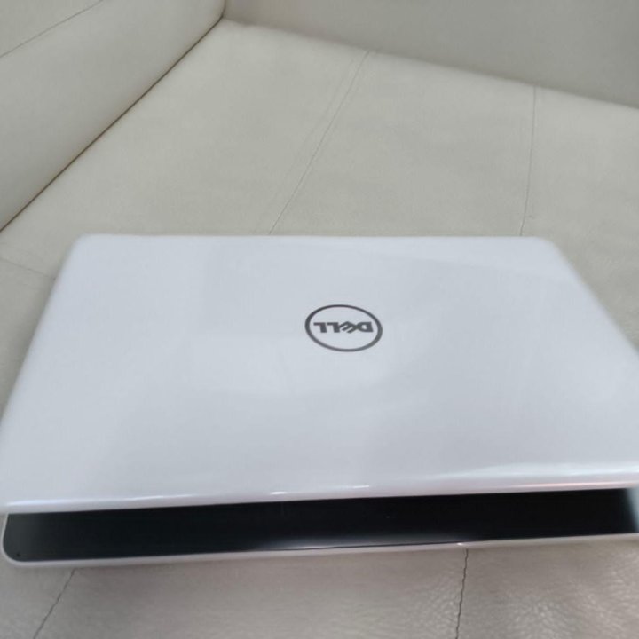 Игровой ноутбук DELL 15, CORE I7 7500+16gb ОЗУ DDR