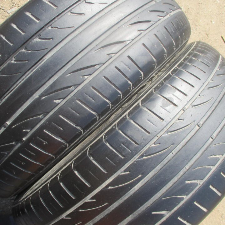 2шт 215 \ 55 R17 Hankook