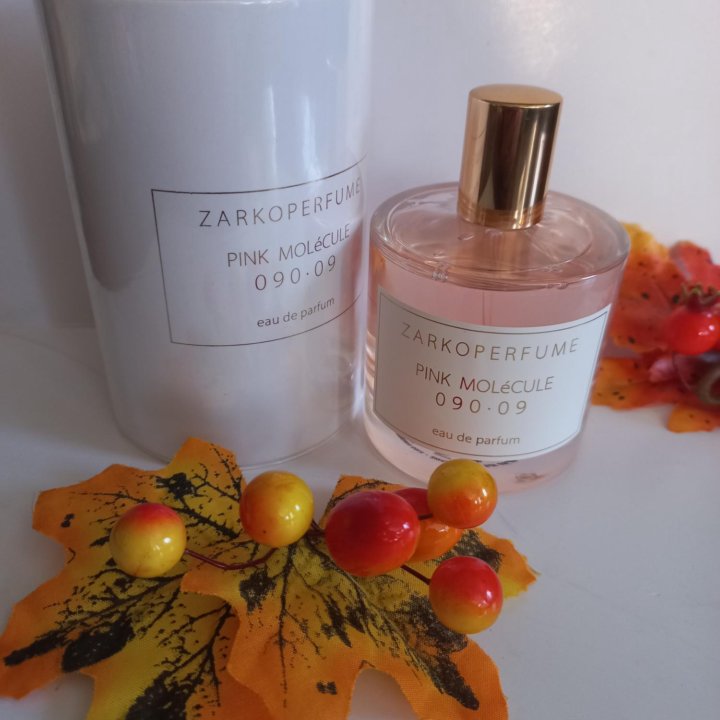 Zarkoperfume Pink Molecule 090.09