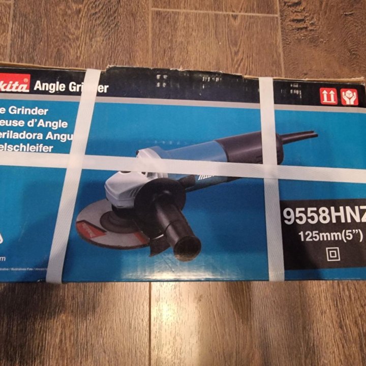 Ушм сетевая Makita 9558HNZ, 840 Вт, 125 мм