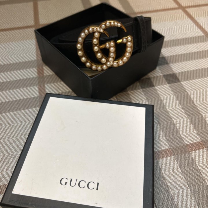 Gucci новые ремни с коробкой