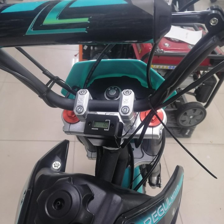 Regulmoto Seven Medalist pro