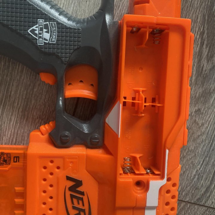 Нерф элит STRYFE