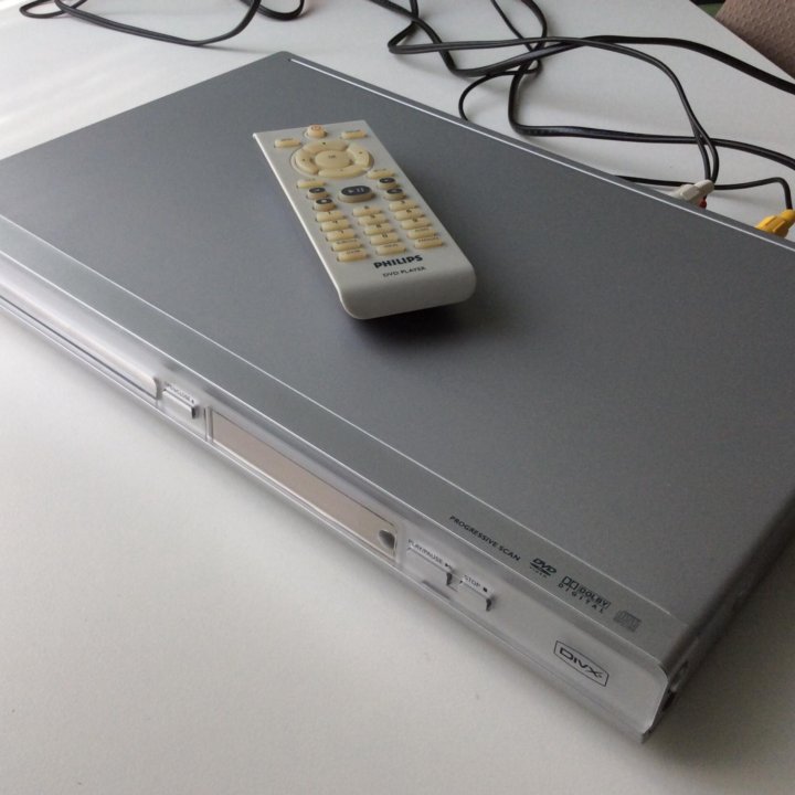 DVD плеер PHILIPS