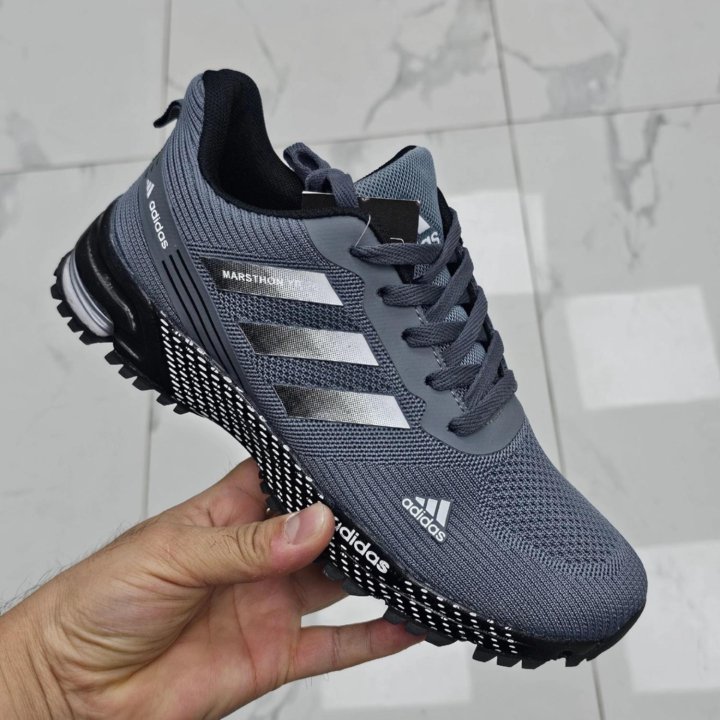 Кроссовки новые adidas р.с 40 по 45