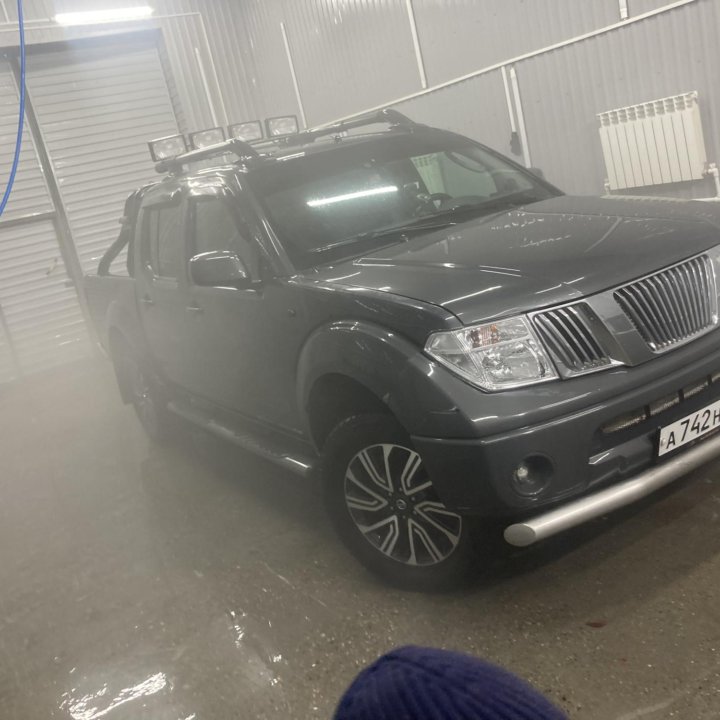 Nissan Navara, 2007