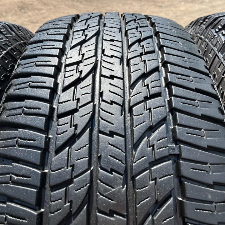 Лето Yokohama Geolandar A/T G015 265/70 R15 112H