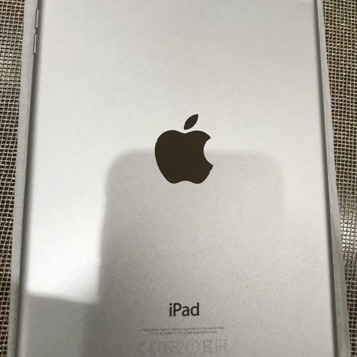 iPad mini 2 16 Гб