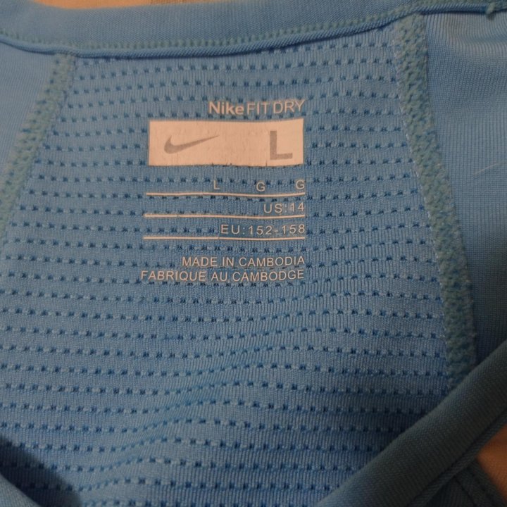 Nike fit dry S-L (очень эластичная ткань)