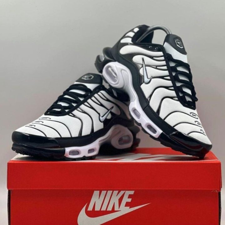 Кроссовки Nike Air Max Tn Plus