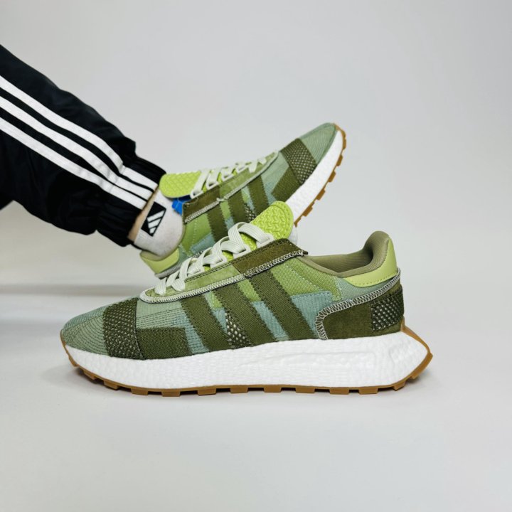 Кроссовки мужские Adidas Retropy e5