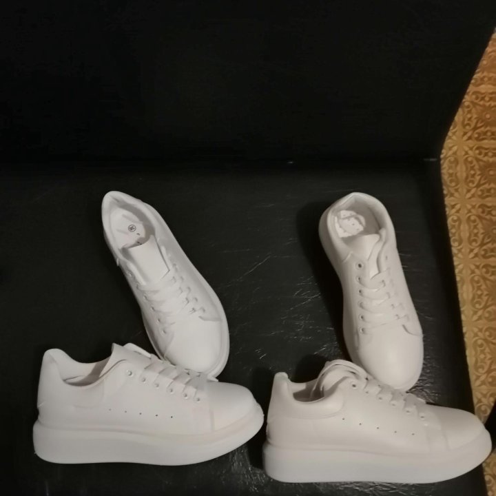 Кроссовки/кеды