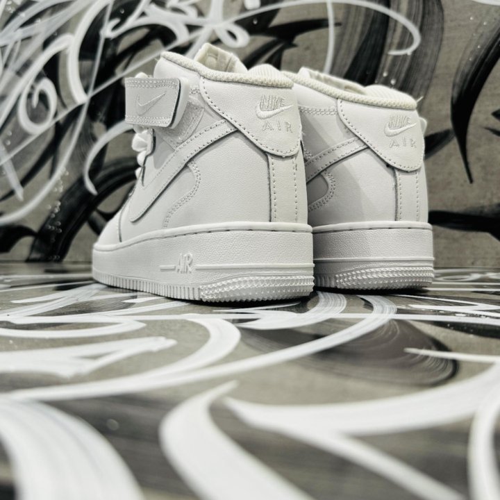 Кроссовки Nike Air Force Mid White