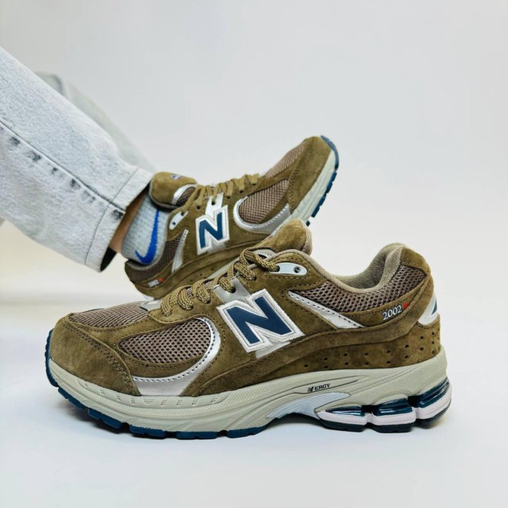 Кроссовки мужские new balance 2002r