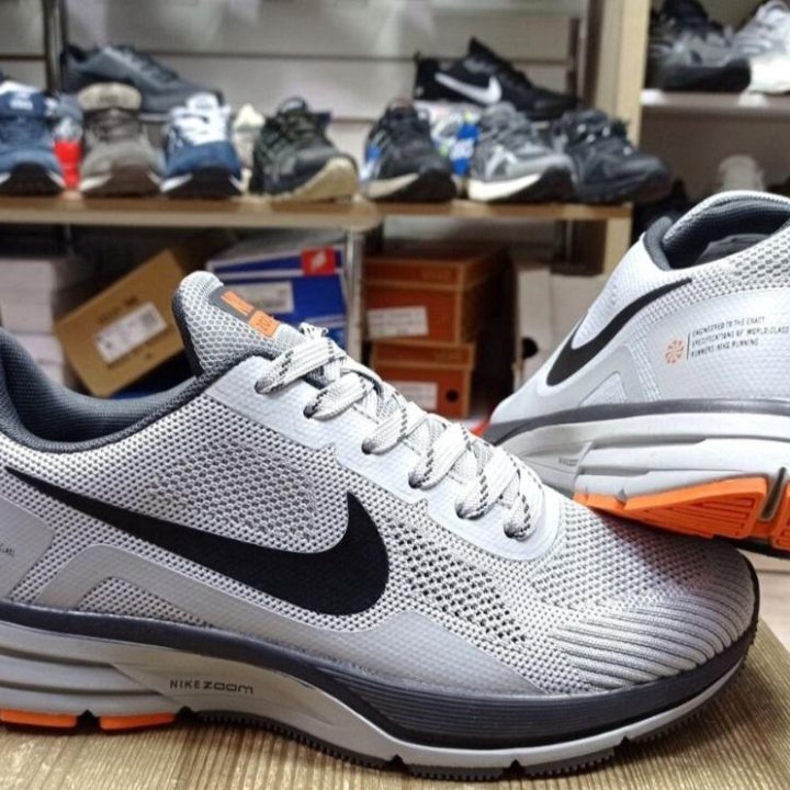 Кроссовки Nike Zoom